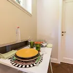 Lo Studiolo شقة فيسولي