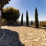 Lo Studiolo * فيسولي
