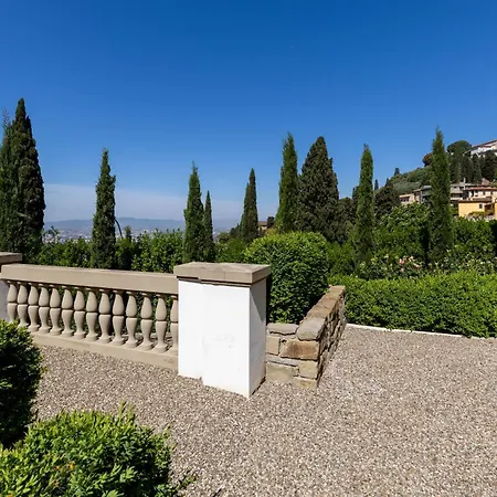 Apartament Lo Studiolo *