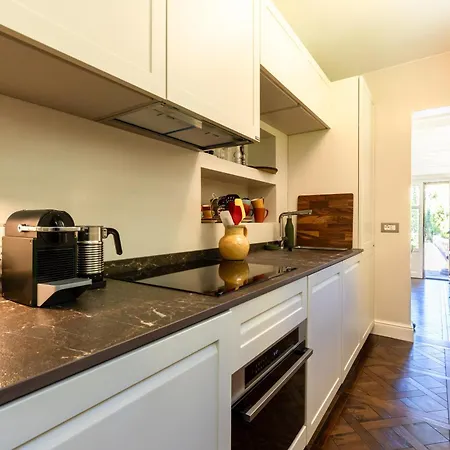 Apartament Lo Studiolo *